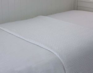 Blanket-Twin-Cotton | Cape Cod Linen Rentals | The Furies