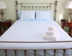 Standard-Queen-Bed-Sheet-Package | Cape Cod Linen Rentals | The Furies