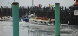 Naviator-Sinking,-January-2015,-Wellfleet-Harbor,-Cape-Cod,-Ma-8