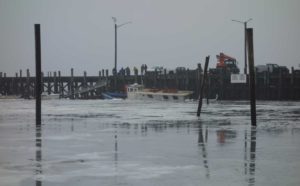 Naviator-Sinking,-January-2015,-Wellfleet-Harbor,-Cape-Cod,-Ma-9